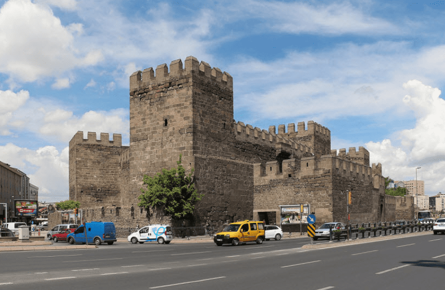 Замок Кайсери (Kayseri Castle) Кайсери