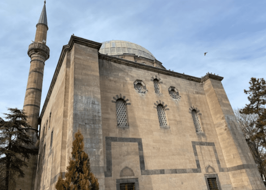 Мечеть Бюрюнгюз (Burunguz Camii) Кайсери