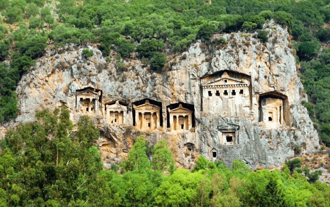 Царские гробницы Кауноса Мугла