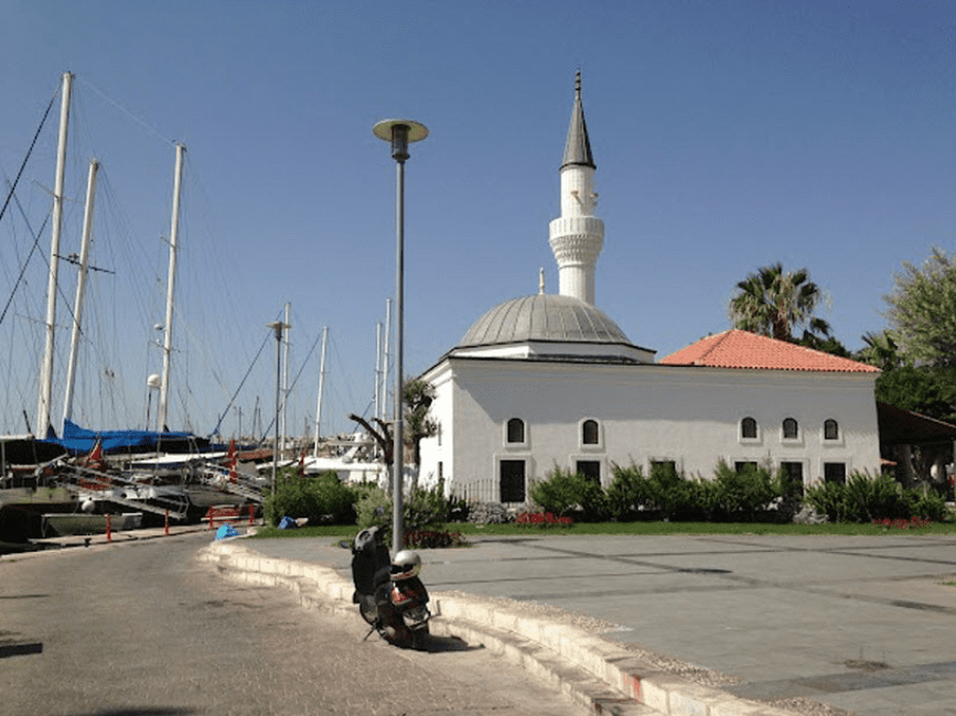 Tepecik Mosque Marina Бодрум