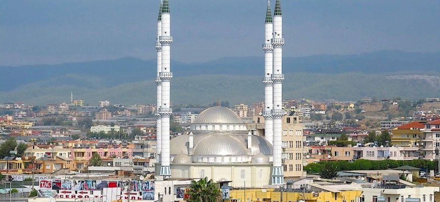 Мечеть Bacoğl Mosque Конаклы